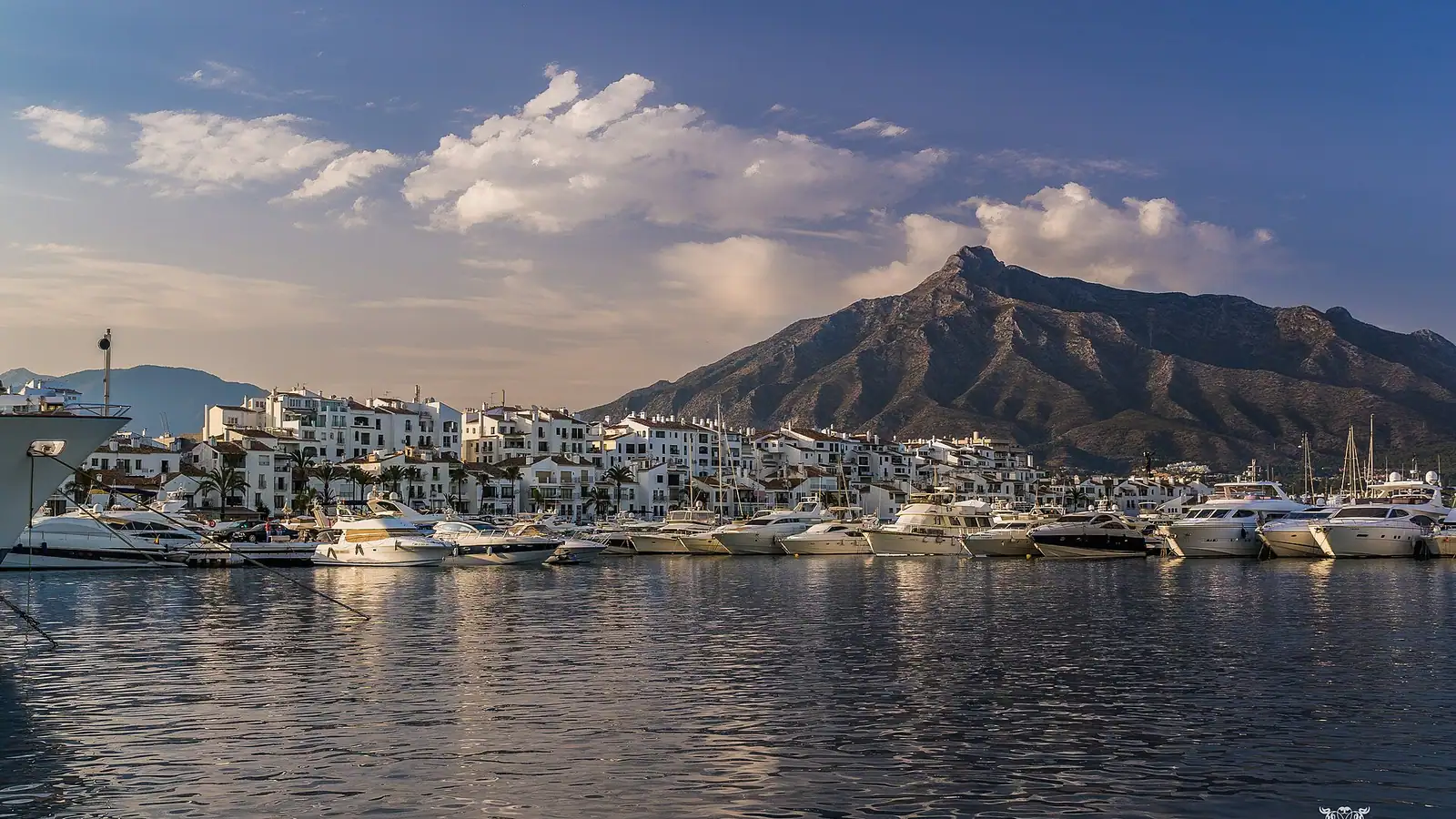 Marbella – Harbour and mountain backdrop in Puerto Banos, Marbella (Spain)