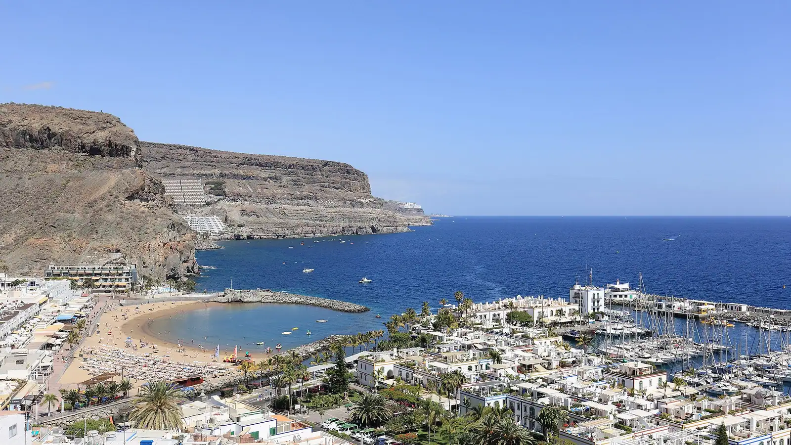Mogán – Panorama of Puerto de Mogán, Gran Canaria.