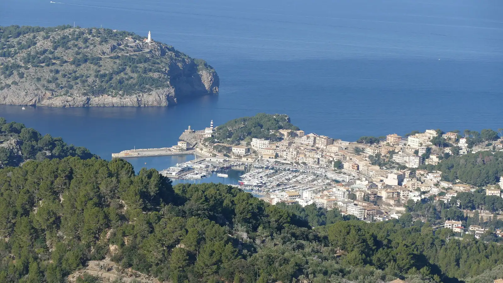 Sóller – View from Mirador de les Barques towards Port de Sóller