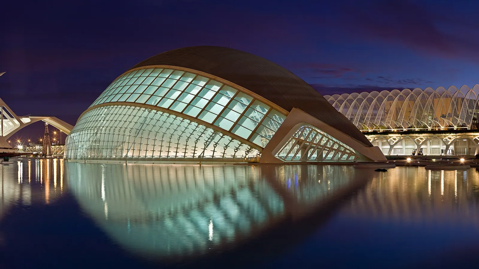 Valence – The Hemispheric at the Ciutat de les Arts i les Ciències during twilight in Valencia, Spain.
